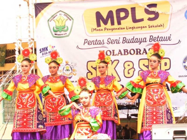 SMP dan SMK Harapan Jaya Laksanakan MPLS sekaligus Pentas Seni Meriah – Jangan Sampai Terlewat
